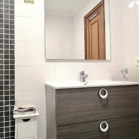 The Cute Puerto de la Cruz (Tenerife)